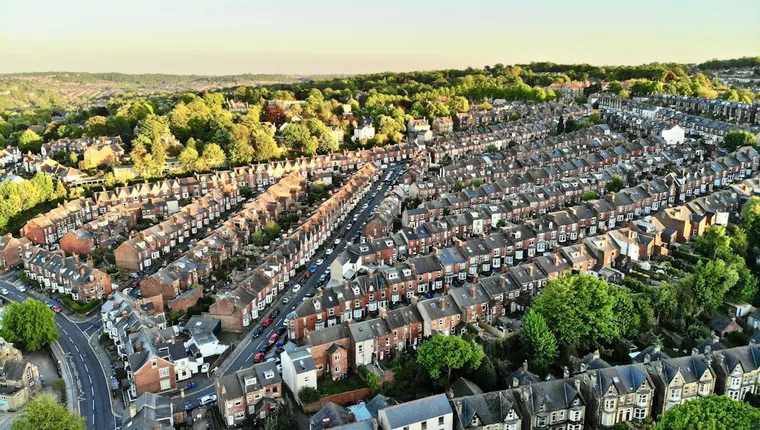 UK Finance Daily: House Prices, Energy Bills & Pension Opt-Outs