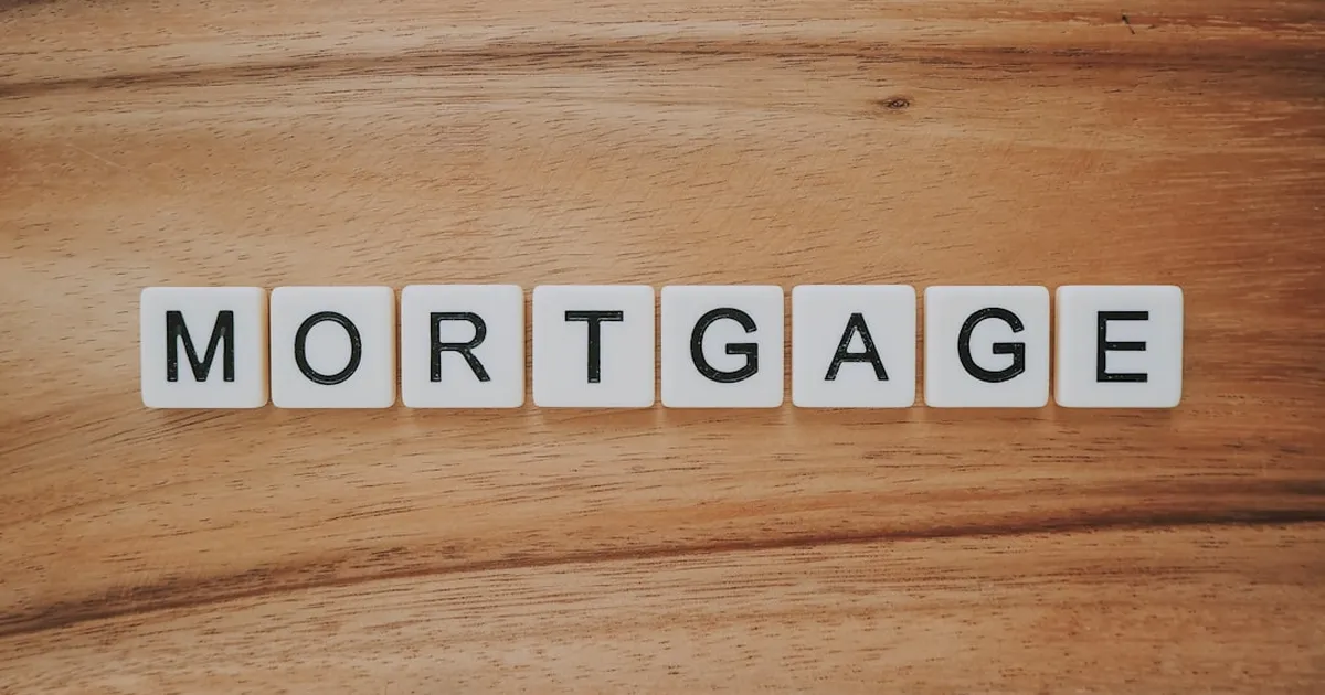 UK Finance Daily: Mortgage Struggles, Rate Pause & Oil Price Drops