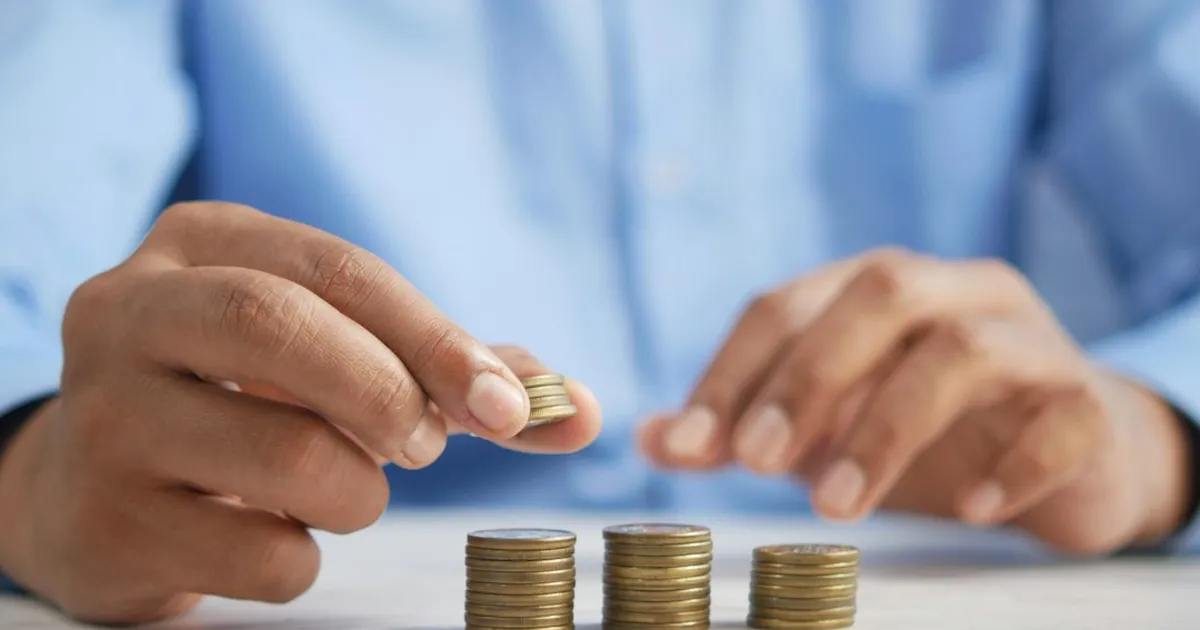 UK Finance Daily: Pensions, Debt Warnings & Job Cuts